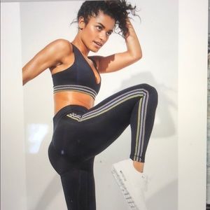 Peloton leggings size med